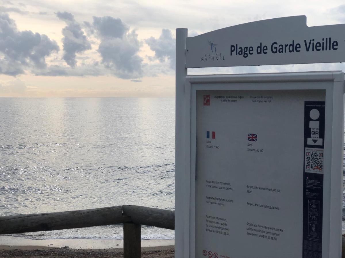 Boulouris Panorama Vue Mer Apartman Saint-Raphaël Kültér fotó